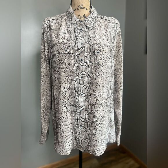 Gerard Darel animal print silk button up blouse size 10 mobwife mobwifeaesthetic - Picture 3 of 10